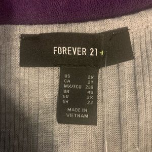 NEW Forever 21+ Grey button down, short sleeve crop top